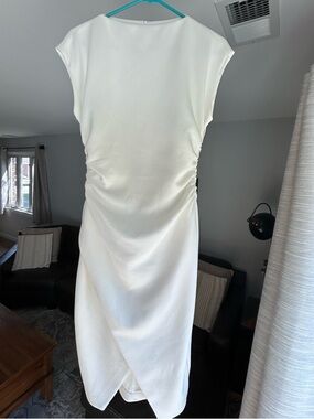 Vince Camuto White Cap-Sleeve Ruched Midi Dress